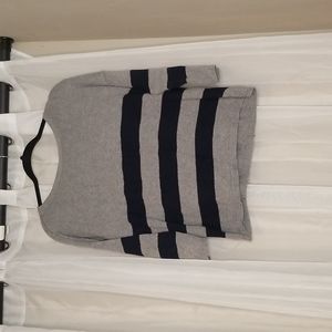 Gap Sweater Size Small